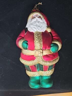 Mayview Collextion Classic Red & Green Santa Ornament with Gold Accents